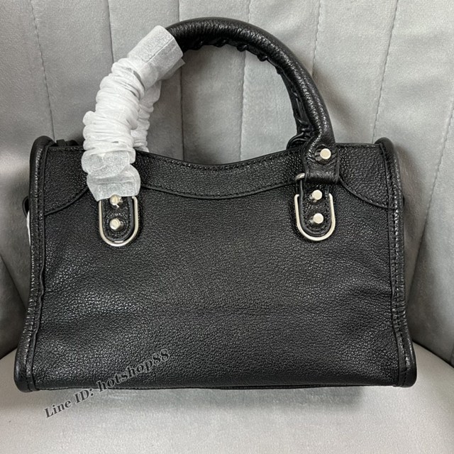 Balenciaga專櫃爆款銀扣黑色義大利進口山羊皮迷你機車包 巴黎世家原單經典手提機車包 fyj1779